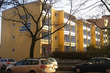 Fassade Block 4 Charlottenburg 800px
